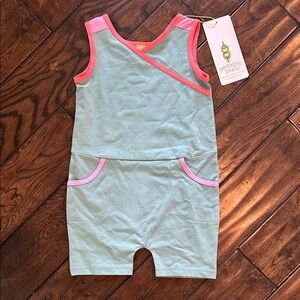 Peekaboo Beans Kids Bodysuit - Mint and Pink